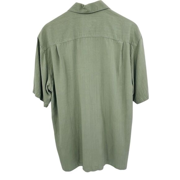 Tommy Bahama 100% silk button front light green shirt size medium - Picture 2 of 4